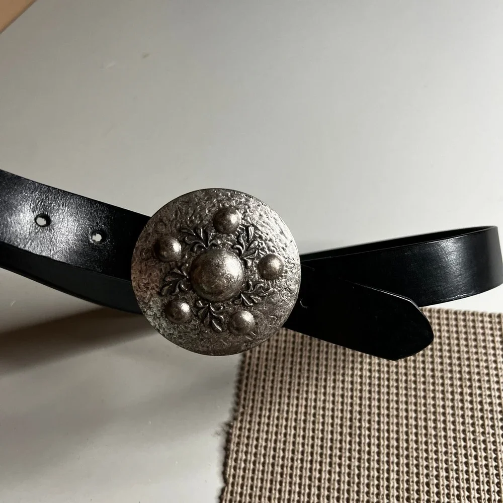 Western Black Leather Belt Silver Ornate Medallion Buckle Boho Cowgirl 34 Inch